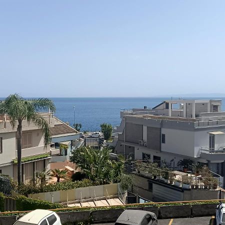 Venusilia Apartment - Free Parking Aci Castello Exterior foto